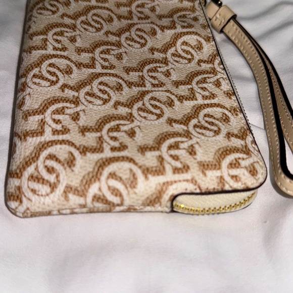 Coach Corner Zip Wristlet with Coach Monogram Print Chalk - Picture 4 of 7
